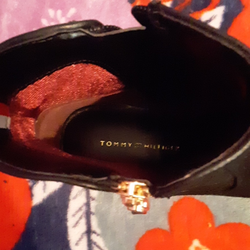 Boots - Picture 2 of 3